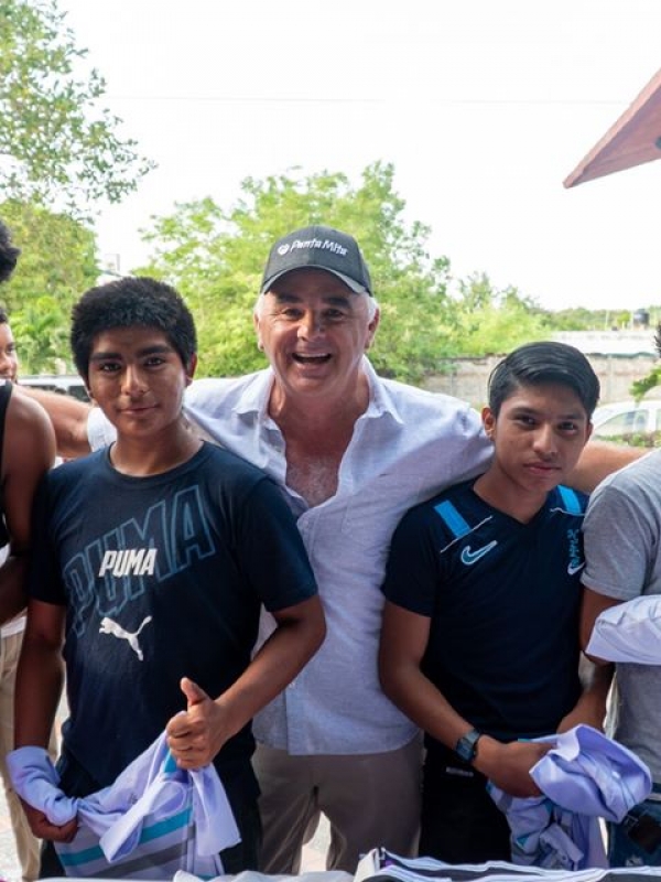 PEACE and Punta Mita hosted a successful Sportswear Giveaway!